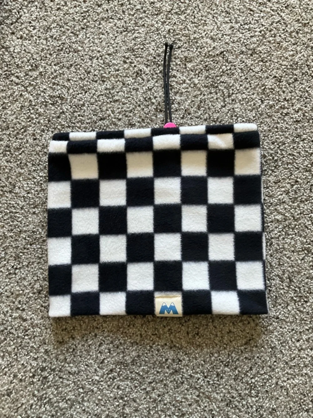 MabzThreads Checkered Fleece Hat Gaiter - Picture 2 of 3